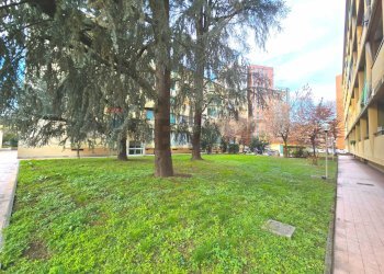Giardino - Quadrilocale Largo Rapallo
 
1, Milano - foto 30