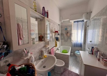 Bagno - Quadrilocale Via Epitaffio
 
SNC, Benevento - foto 20