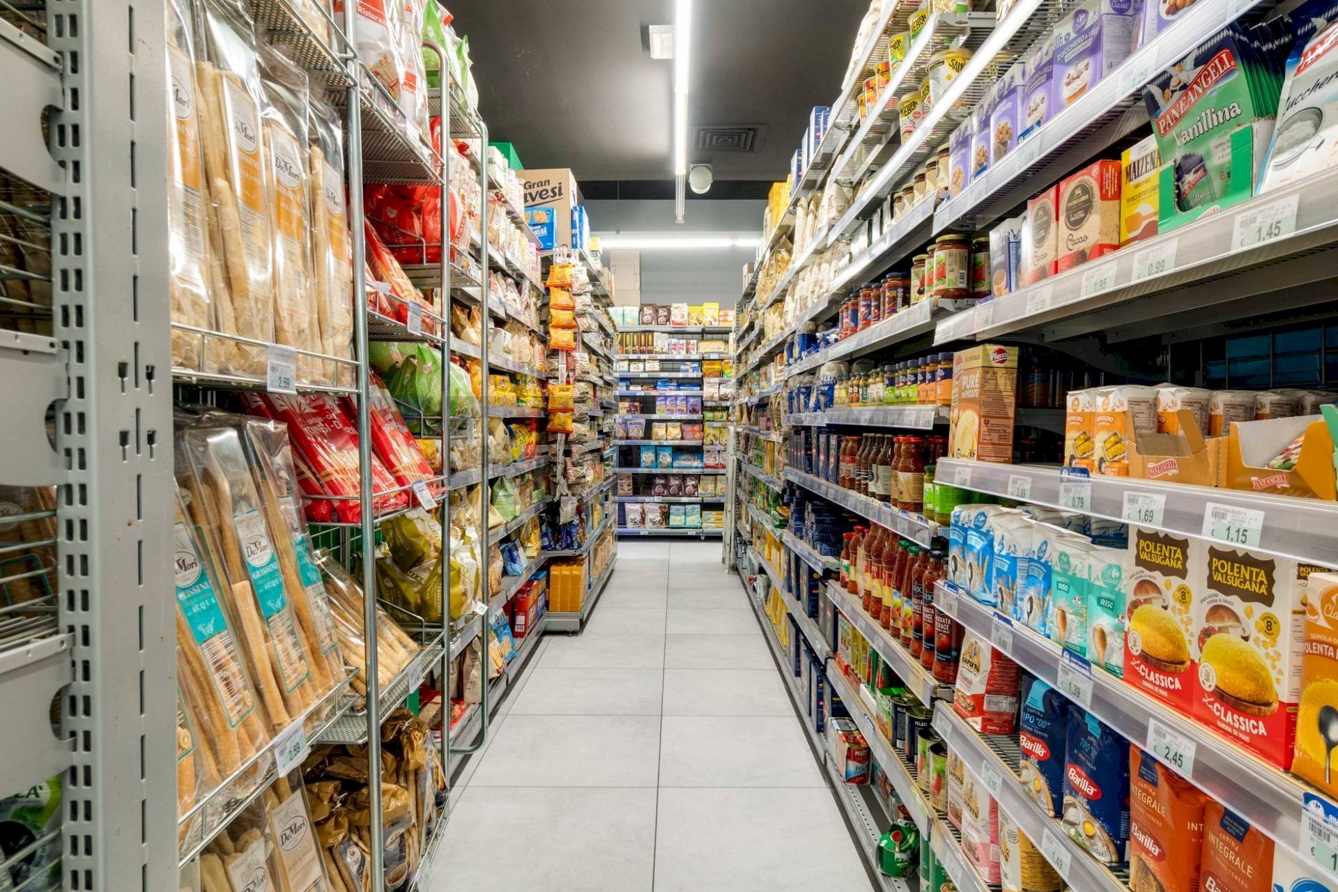 Dispensa di stoccaggio - Attività Commerciale Busto Arsizio - foto 2