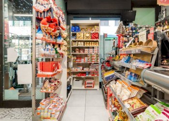 Dispensa di stoccaggio - Attività Commerciale Busto Arsizio - foto 8