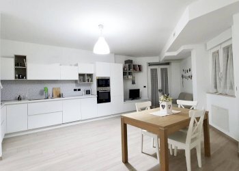 Foto 1 - Bilocale Piazza Marconi
 
70, Chieti - foto 1