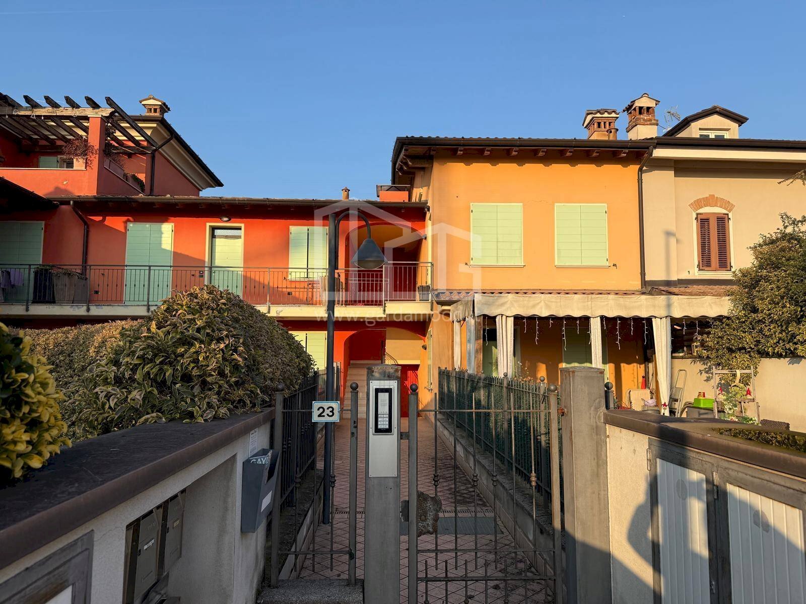 Foto 1 - Three-room apartment via Fratelli Bronzetti
 
23, Ghedi - photo 1