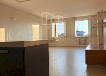 Foto 17 - Trilocale via Fratelli Bronzetti
 
23, Ghedi - foto 15