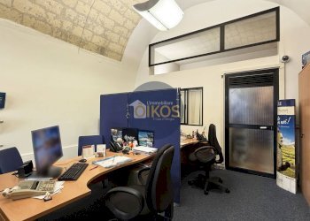 Foto 10 - Commercial Premises Via caduti di Tutte le Guerre
 
13, Acquaviva delle Fonti - photo 10