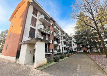 Edificio all\'aperto - Quadrilocale VIA VILLORA
 
17, Monza - foto 1