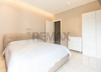 Camera / camera da letto - Trilocale Via Febo Borromeo
 
7, Cassano d'Adda - foto 18