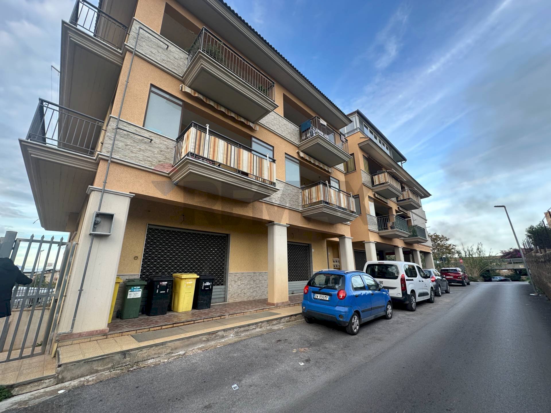 Edificio all\'aperto - Magazzino Via Antonello Da Messina
 
20, Misilmeri - foto 1