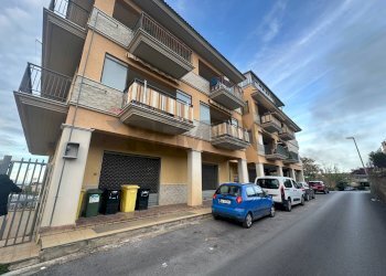 Edificio all\'aperto - Magazzino Via Antonello Da Messina
20, Misilmeri - foto 15