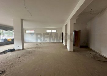 Stanza vuota - Locale Commerciale Via Antonello Da Messina
 
20, Misilmeri - foto 12