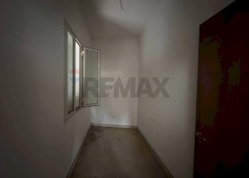 Stanza vuota - Locale Commerciale Via Antonello Da Messina
 
20, Misilmeri - foto 19