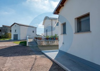 Foto 22 - Capannone Strada Torre Di Mizzo
 
29, Bari - foto 22