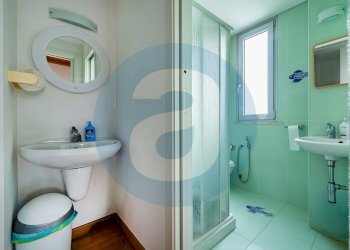 Foto 25 - Capannone Strada Torre Di Mizzo
 
29, Bari - foto 25