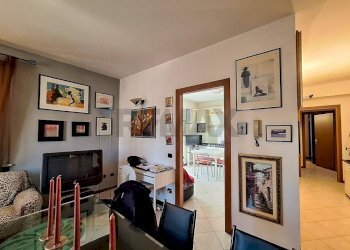 Sala da pranzo - Trilocale VIA CAVOUR
 
17, Castronno - foto 1