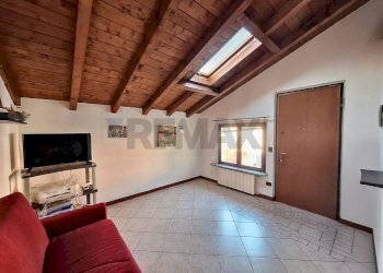 Soggiorno - Bilocale VIA CAVOUR
 
19, Castronno - foto 4