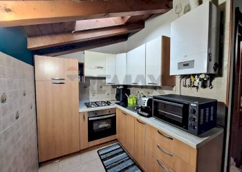 Cucina - Bilocale VIA CAVOUR
 
19, Castronno - foto 8