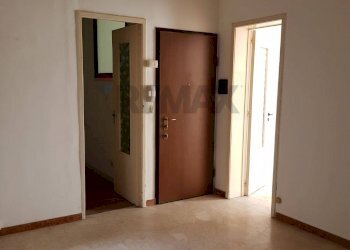 Stanza vuota - Quadrilocale Via Gaetano Catra
 
54, Ragusa - foto 3