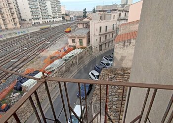 Balcone - Casa semi indipendente via dante alighieri
 
138, Ragusa - foto 12