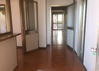 Foto 20 - Commercial Activity via umberto terracini
 
22, Cascina - photo 20