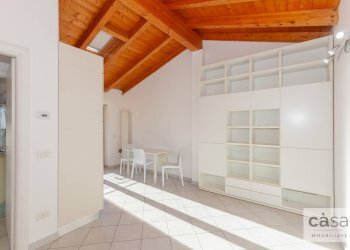 Foto 4 - Bilocale Via Pravallo
 
13, Lozza - foto 4