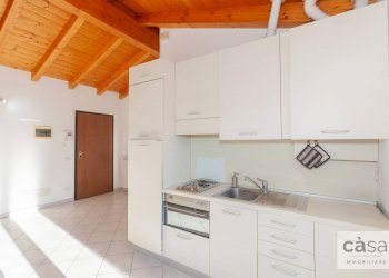 Foto 12 - Bilocale Via Pravallo
 
13, Lozza - foto 12