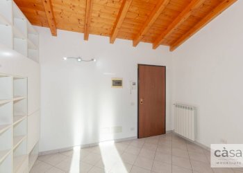 Foto 14 - Bilocale Via Pravallo
 
13, Lozza - foto 14