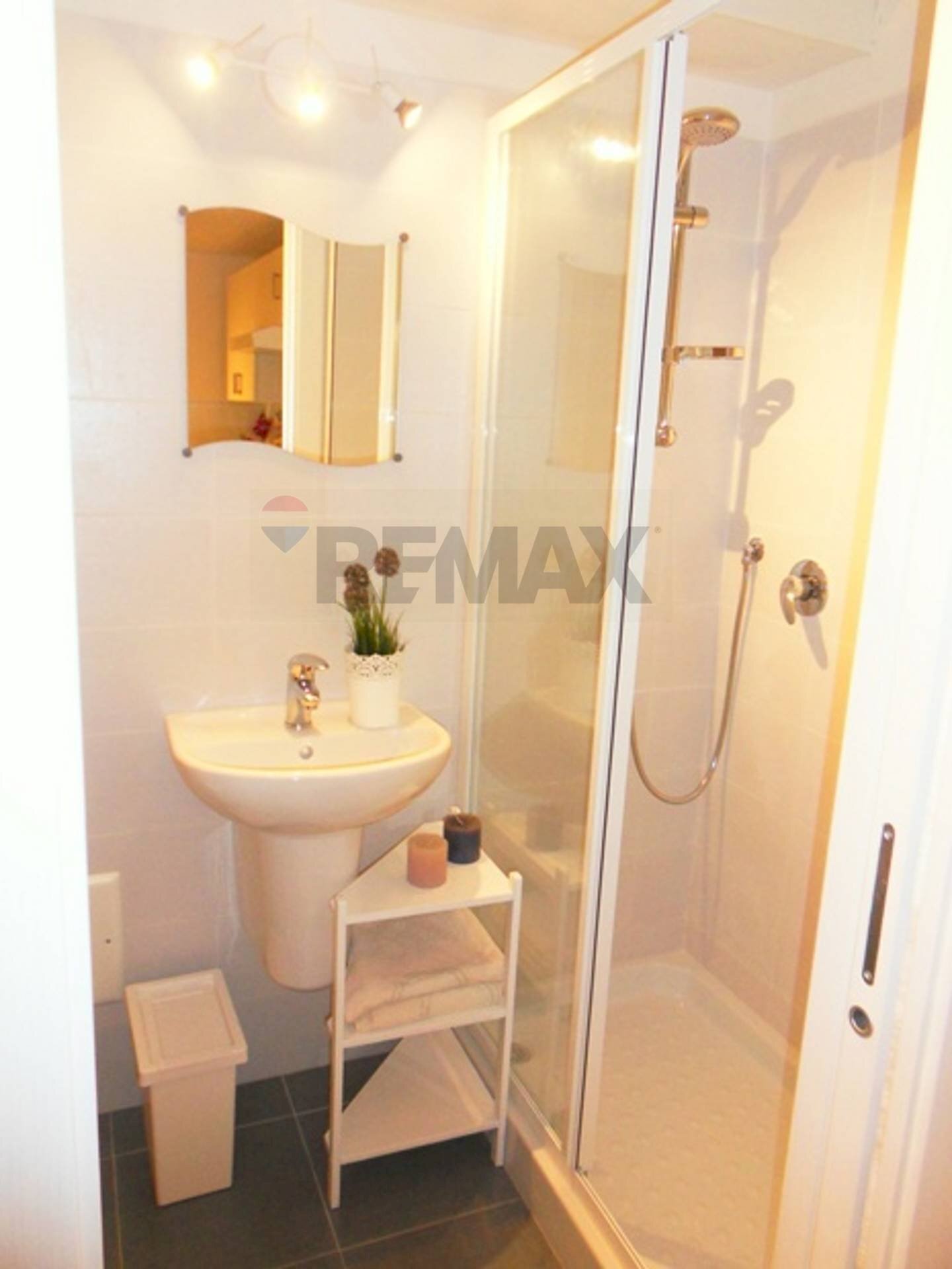 Bagno - One-room apartment Via Domenico Nicolai
343, Bari - photo 3