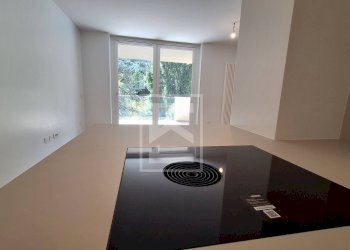 Foto 5 - Trilocale Via al Vittoriale
 
11, Gardone Riviera - foto 5