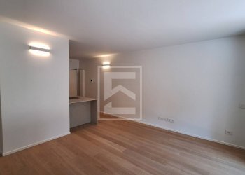 Foto 4 - Trilocale Via al Vittoriale
 
11, Gardone Riviera - foto 4