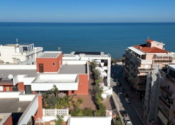 Foto 23 - Attico Via Vittorio Malcangi
 
99, Trani - foto 23