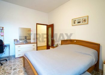 Camera / camera da letto - Trilocale via Cecati
 
18/1, Reggio nell'Emilia - foto 14