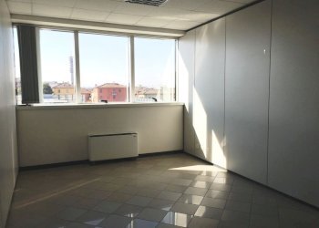 ufficio - Negozio Via Colombo, Piacenza - foto 6