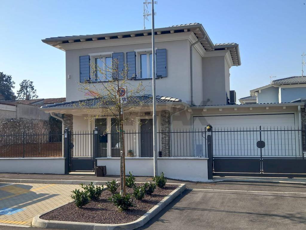 Casa all\'aperto - Villa via carducci, Castenedolo - photo 1