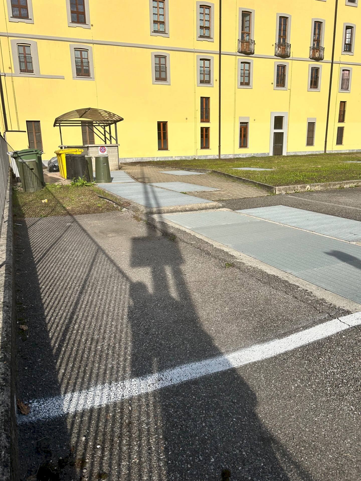 Foto 3 - Box VIA MASSIMO D'AZEGLIO
 
1, Muggiò - foto 3