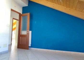 Stanza non arredata - Trilocale via Giuseppe Talucchi, 32, Torino (zona San Donato) - foto 5