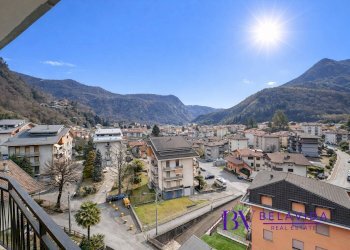 Foto 2 - Trilocale Via XIV Maggio
 
37, Varallo - foto 2