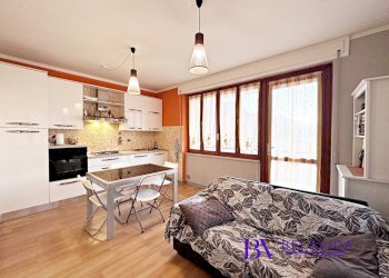 Foto 24 - Trilocale Via XIV Maggio
 
37, Varallo - foto 24