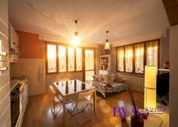 Foto 37 - Trilocale Via XIV Maggio
 
37, Varallo - foto 37