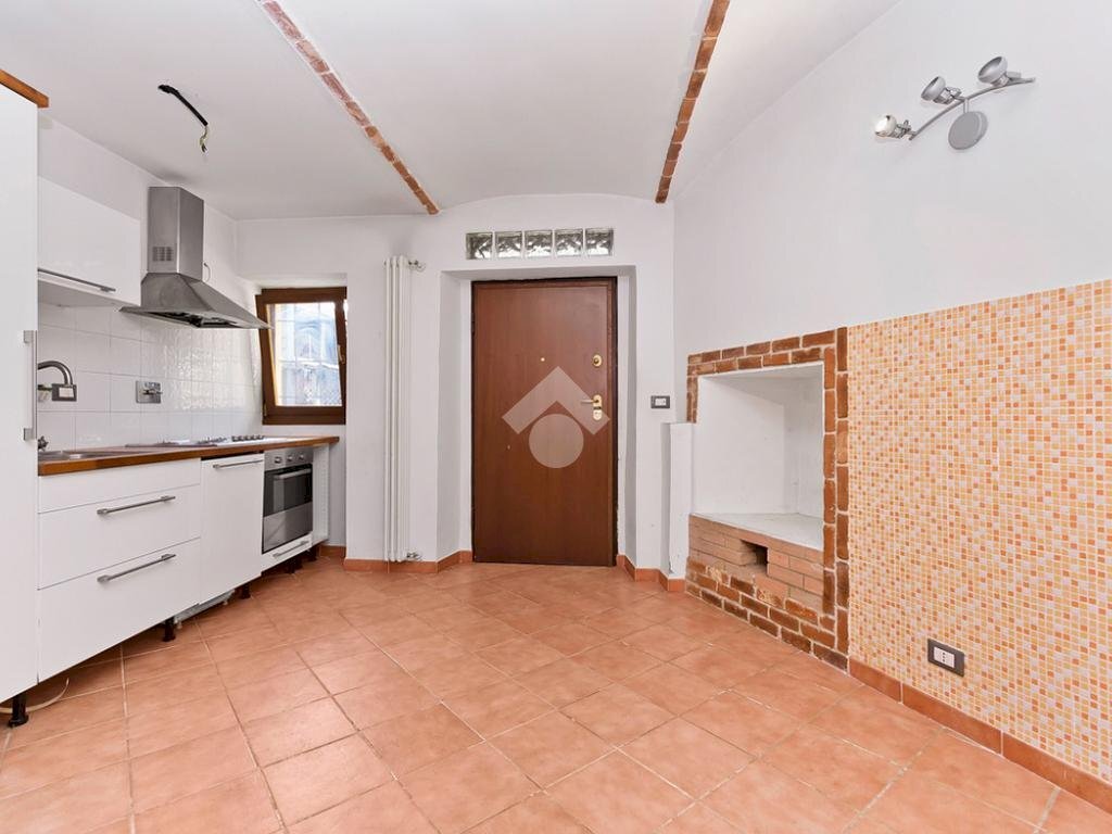 Casa semi indipendente Piazza XX settembre, Reano - foto 2