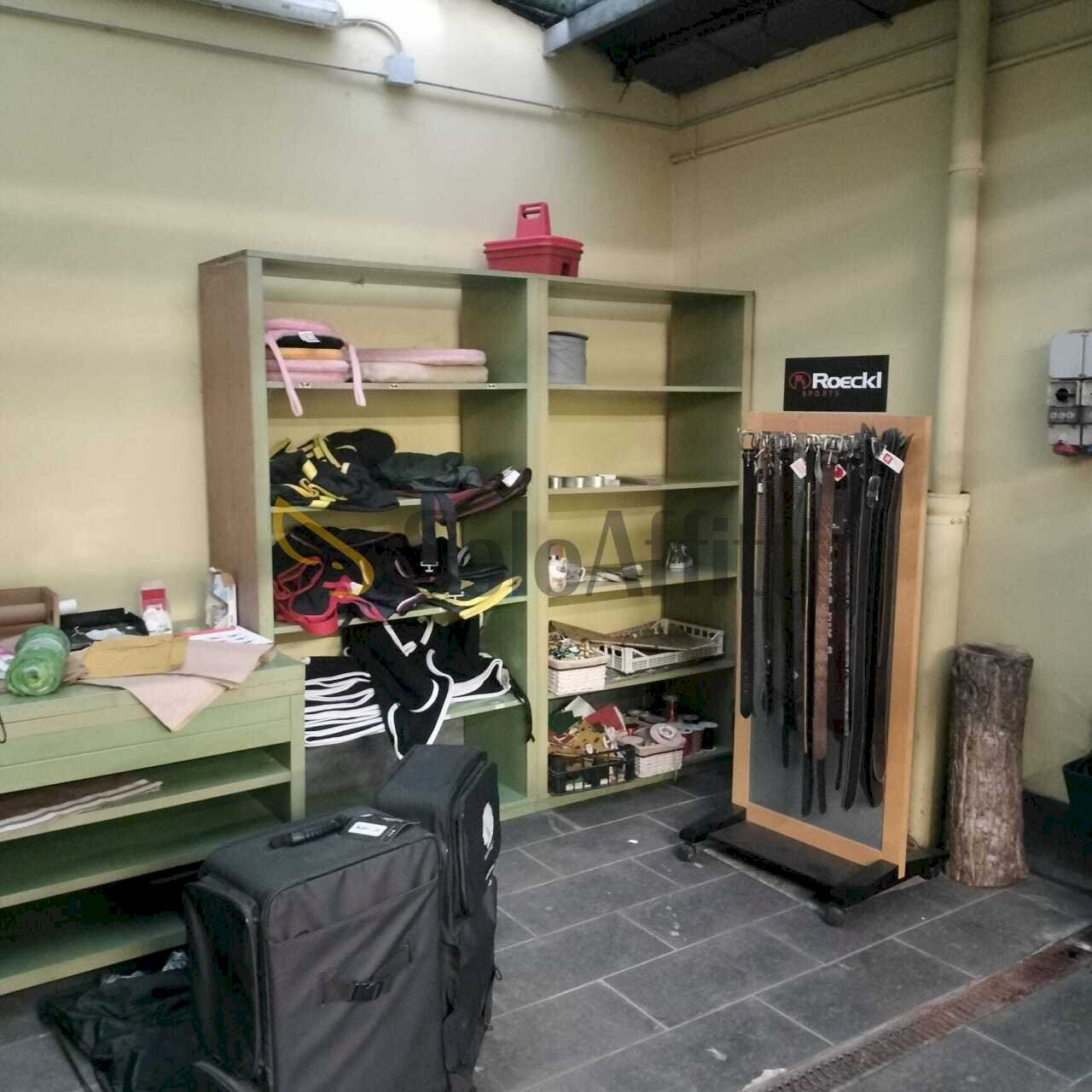 a328605d-66c6-4008-89e9-a4dcf62003b7.jpeg - Locale Commerciale Sesto Fiorentino - foto 3