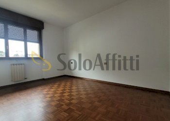 Camera.jpg - Trilocale Via Sant'Ambrogio, Parabiago - foto 8