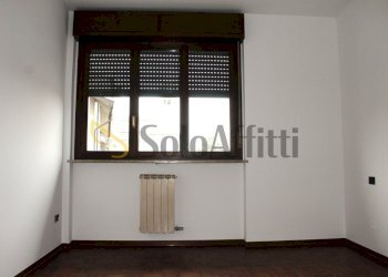 Camera.JPG - Trilocale Via Sant'Ambrogio, Parabiago - foto 19