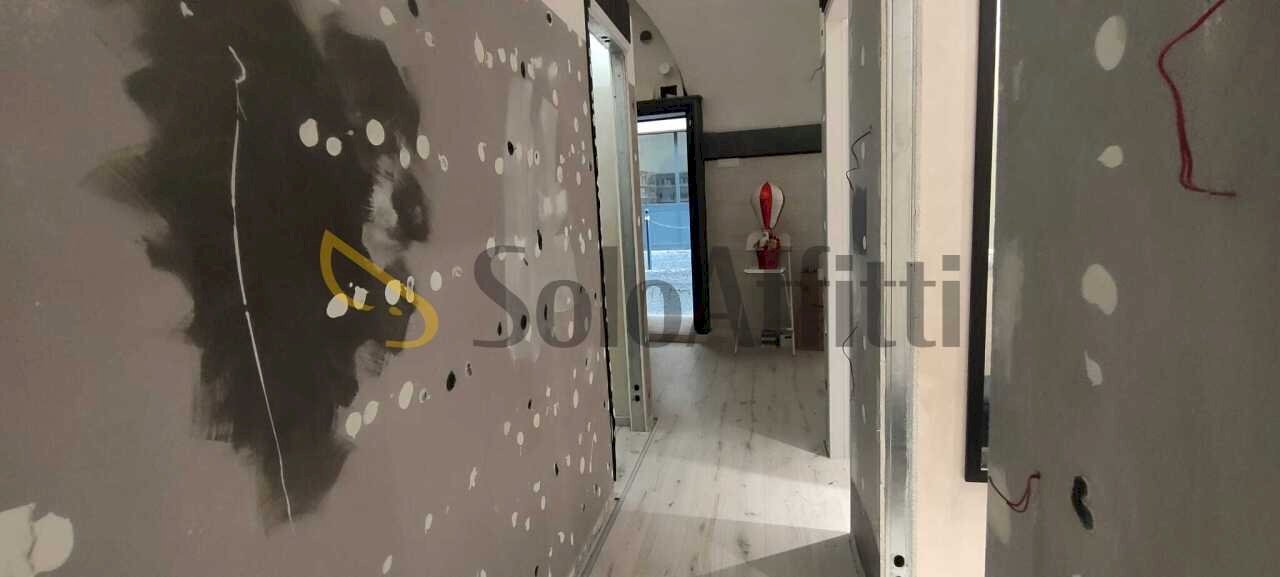 WhatsApp Image 2026-01-15 at 17.37.20 (1).jpeg - Locale Commerciale Via Giacomo Matteotti 49, Frascati - foto 2