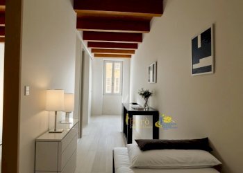 single_room.jpg - Three-room apartment Borgo Naviglio, Parma - photo 4