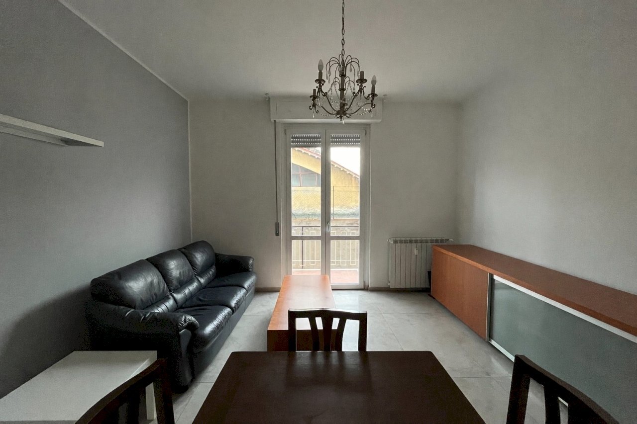 Soggiorno 2.jpg - Bilocale Via Giovanni Verga 1, Arona - foto 2