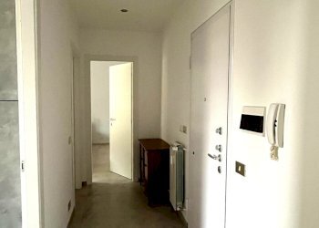 corridoio1_orizzontale_hd (1).jpg - Bilocale Via Giovanni Verga 1, Arona - foto 3