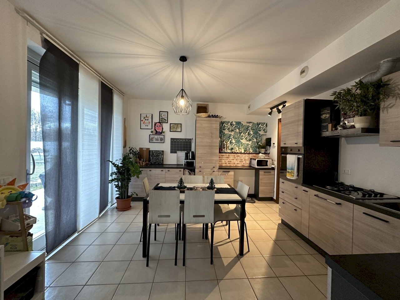 IMG_2296.JPG - Trilocale Via G. Verdi 1, Borgomanero - foto 3