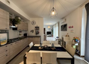 IMG_2303.JPG - Trilocale Via G. Verdi 1, Borgomanero - foto 1