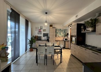 IMG_2296.JPG - Trilocale Via G. Verdi 1, Borgomanero - foto 3