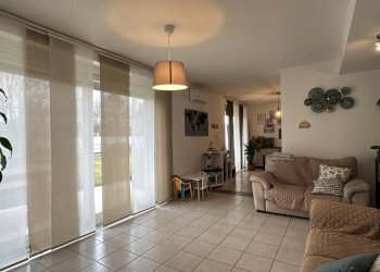 IMG_2312.jpg - Trilocale Via G. Verdi 1, Borgomanero - foto 11