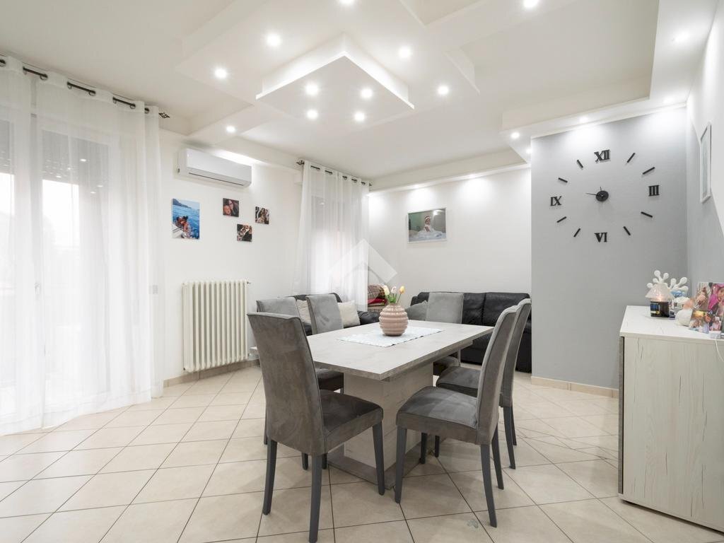 Three-room apartment Via Luigi Galvani, Carpi - photo 1